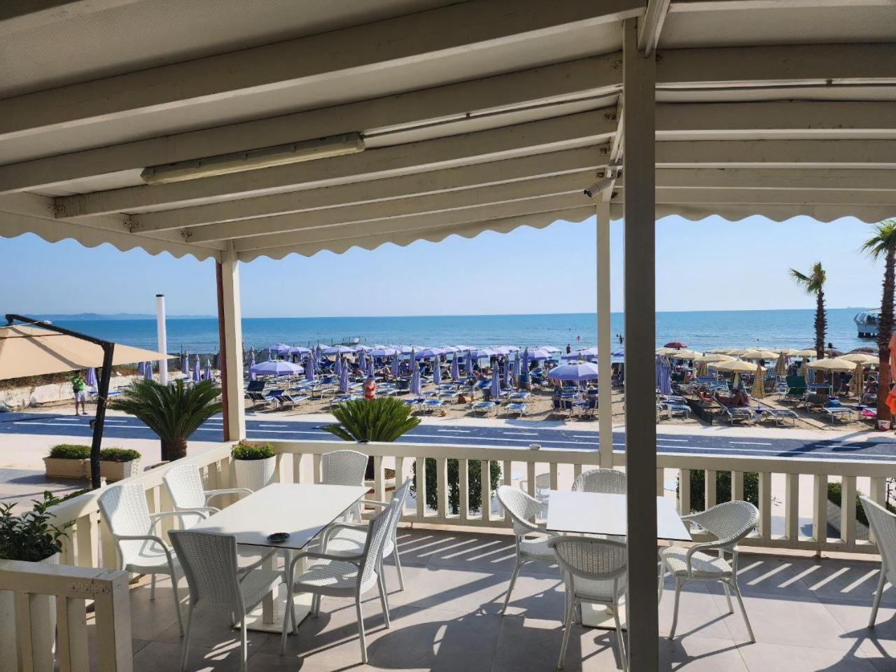 Hotel Maren Durrës Extérieur photo