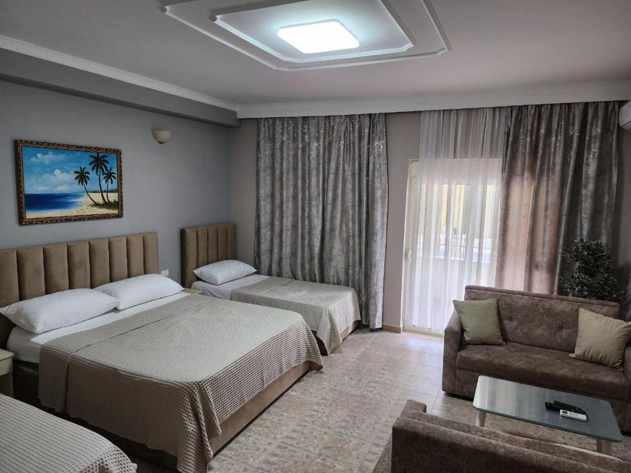 Hotel Maren Durrës Extérieur photo