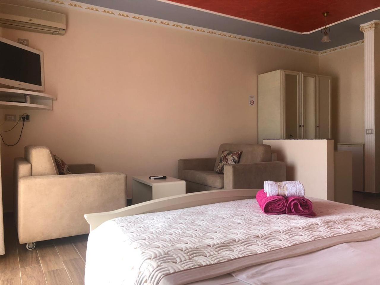 Hotel Maren Durrës Chambre photo