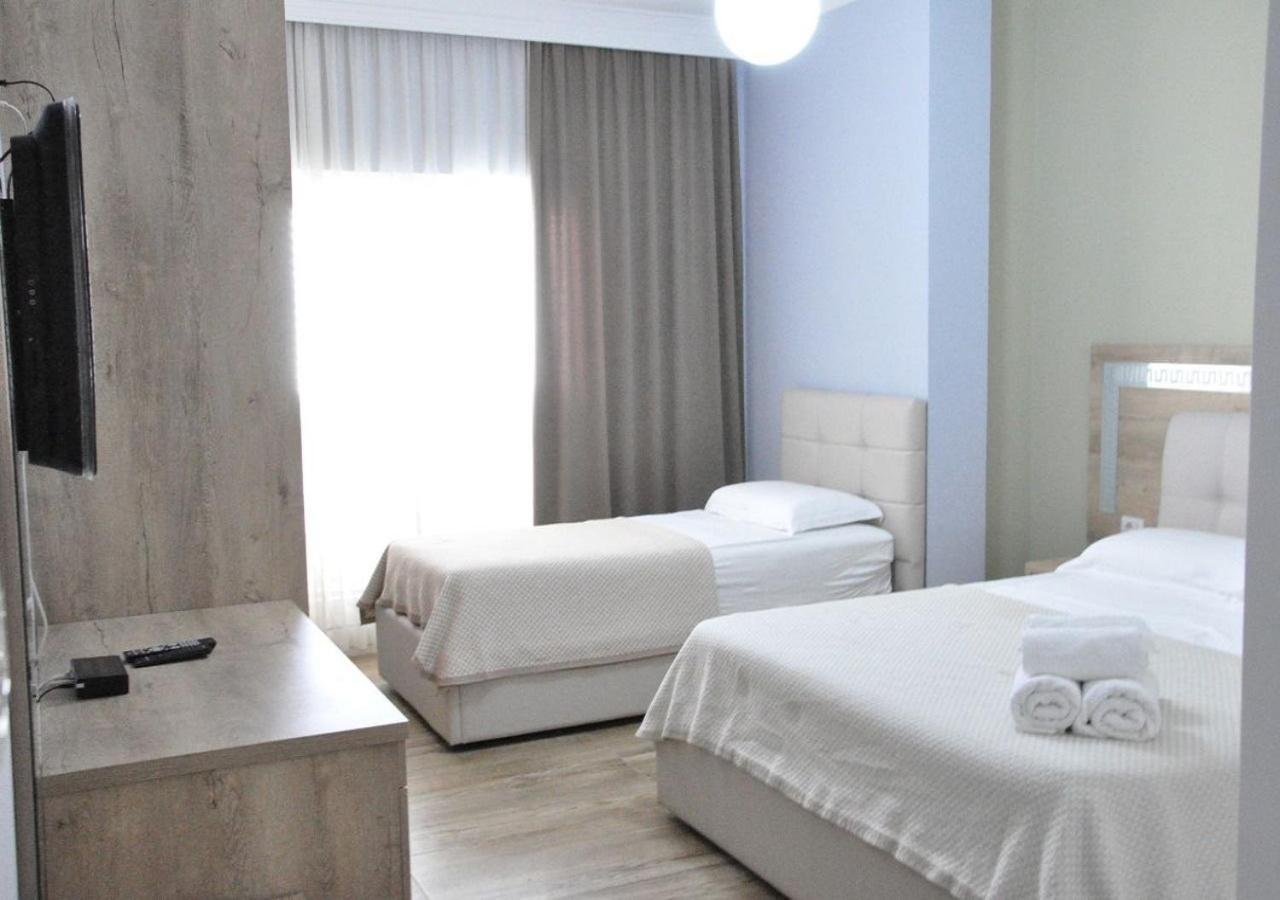 Hotel Maren Durrës Chambre photo