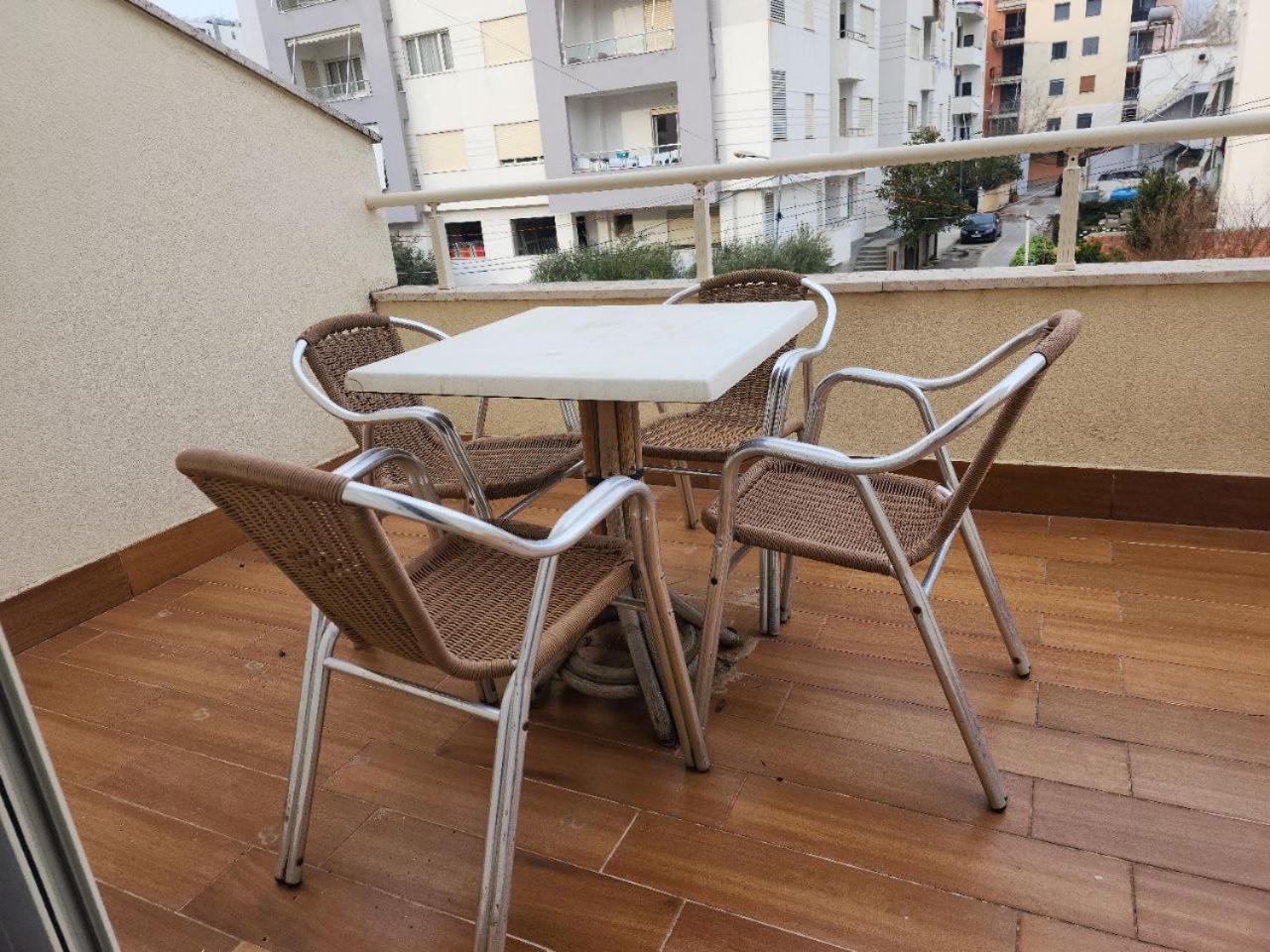 Hotel Maren Durrës Extérieur photo