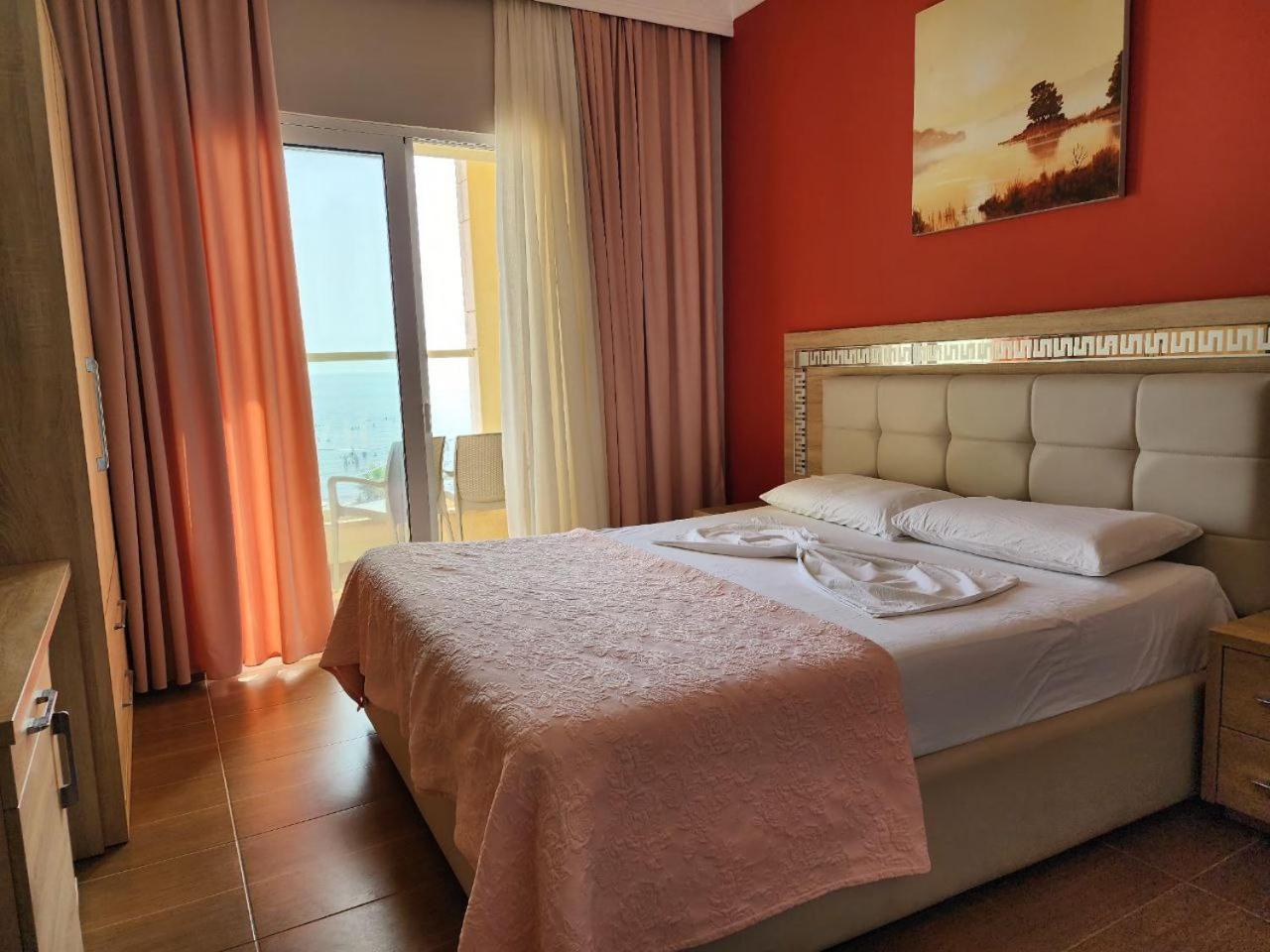 Hotel Maren Durrës Extérieur photo